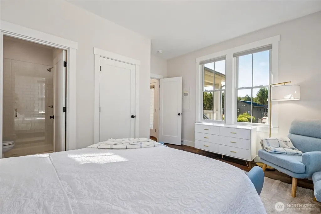 421 E Compass Street Pacific Beach WA 98571