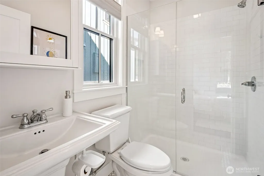 421 E Compass Street Pacific Beach WA 98571
