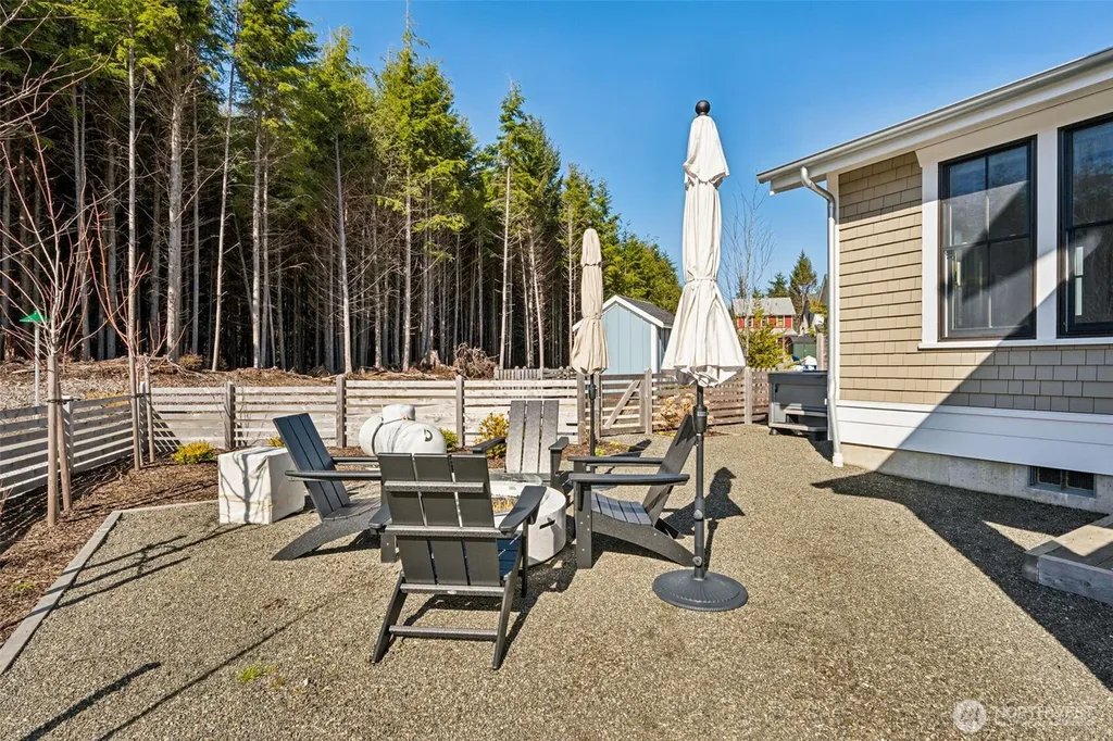 421 E Compass Street Pacific Beach WA 98571