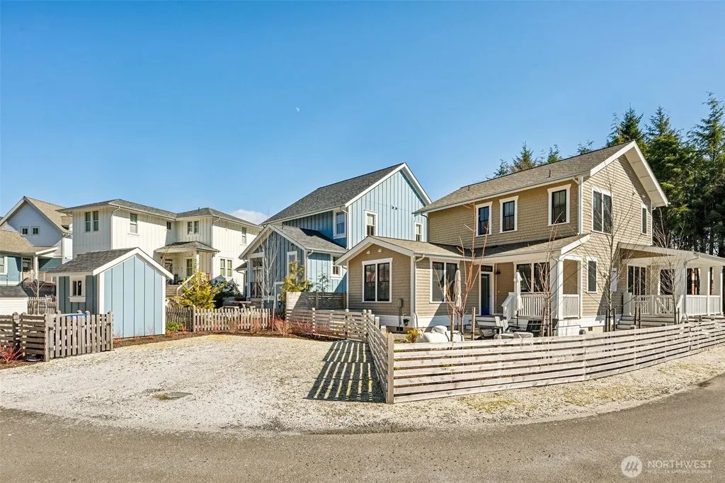 421 E Compass Street Pacific Beach WA 98571