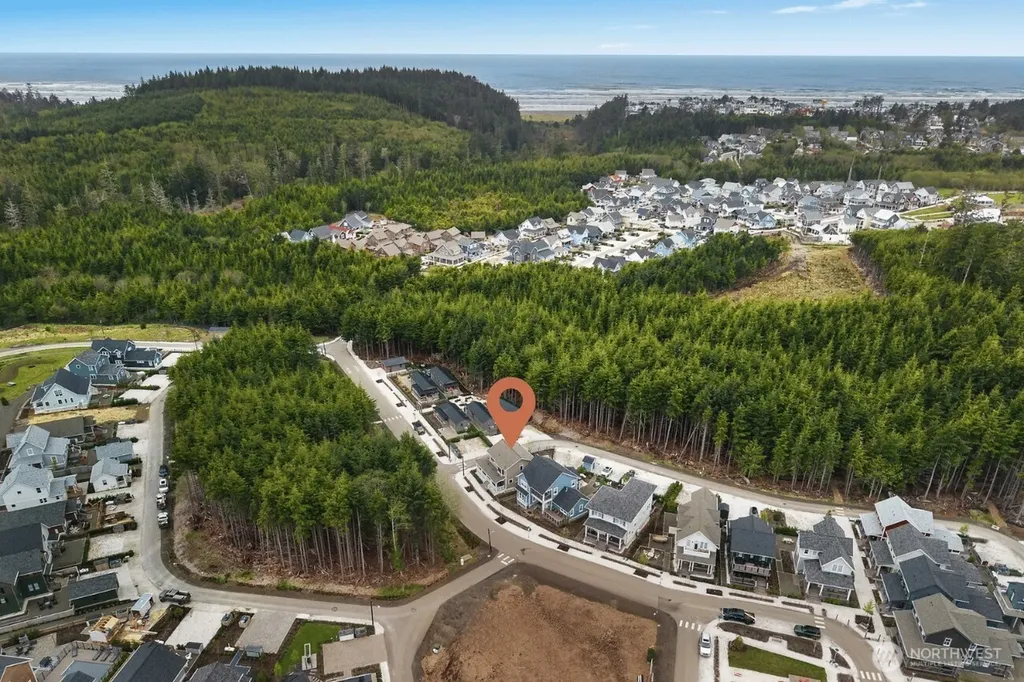 421 E Compass Street Pacific Beach WA 98571