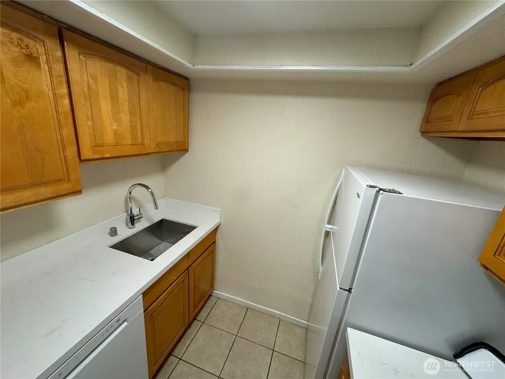 929 N 105th Street Seattle WA 98133