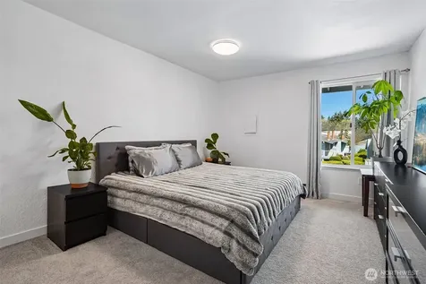 14401 SE Petrovitsky Road Renton WA 98058