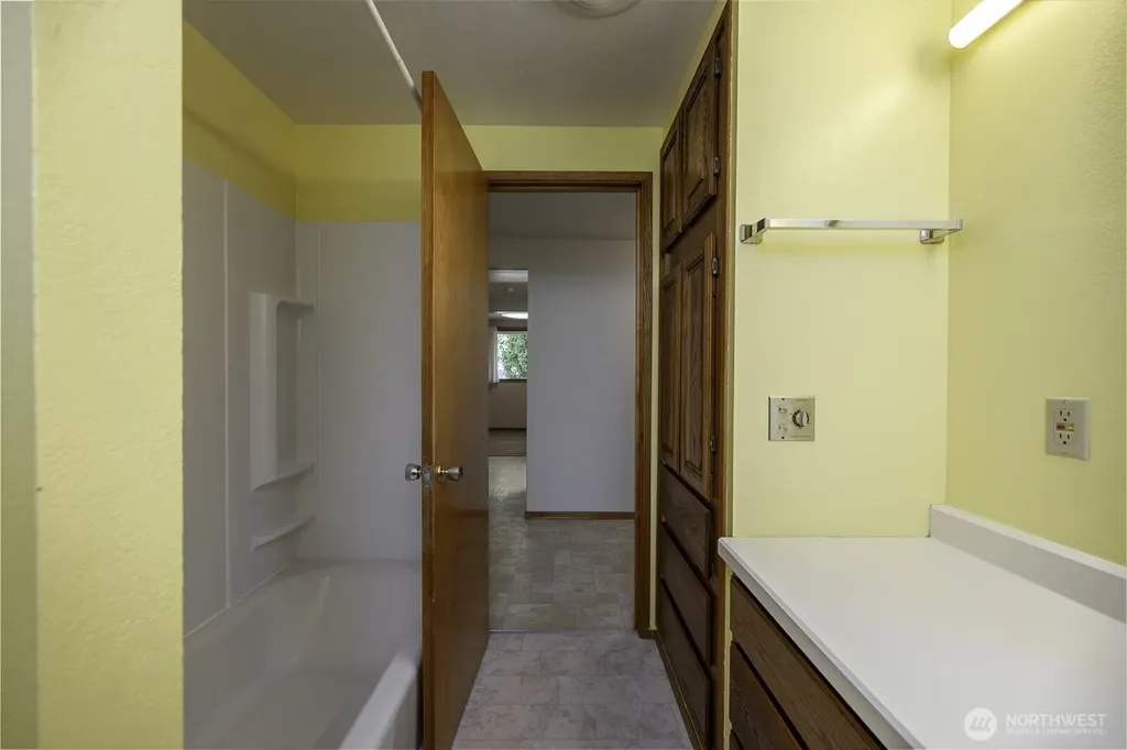 257 D Street NW Ephrata WA 98823