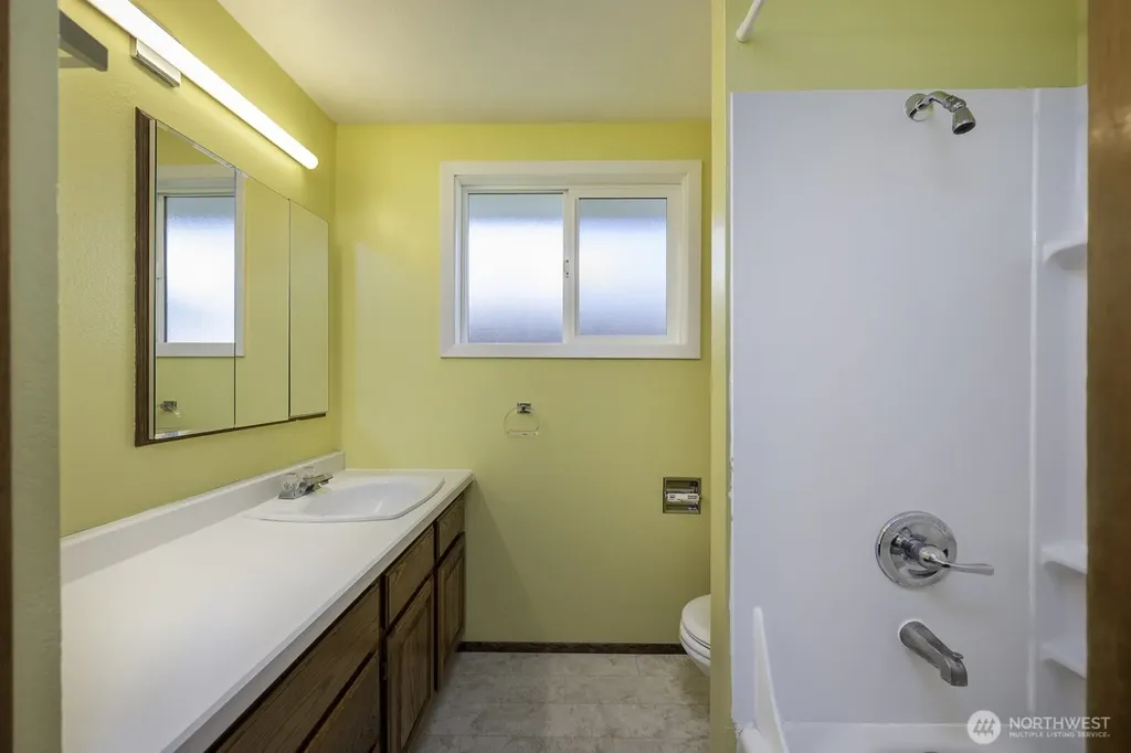 257 D Street NW Ephrata WA 98823