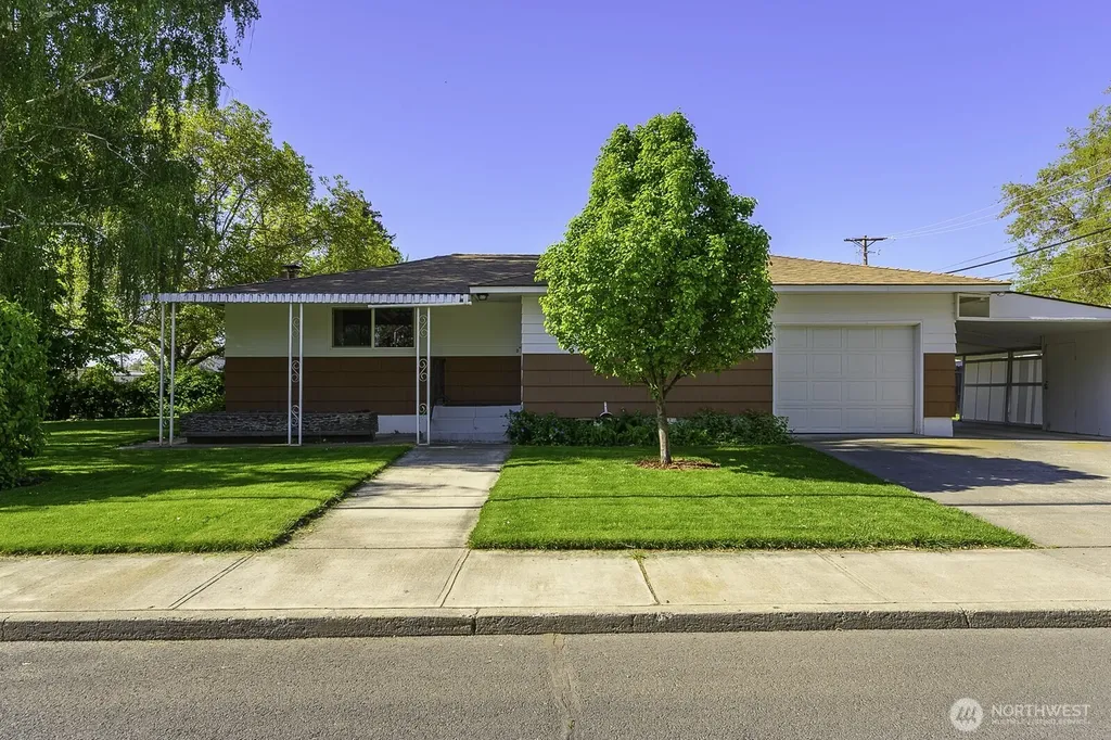 257 D Street NW Ephrata WA 98823