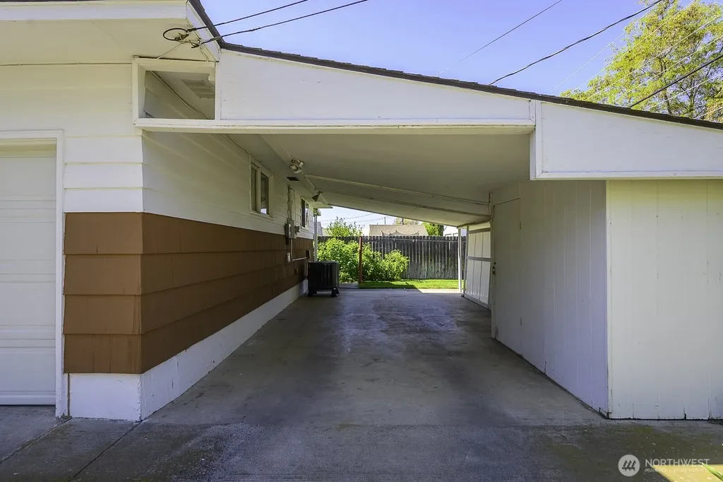 257 D Street NW Ephrata WA 98823