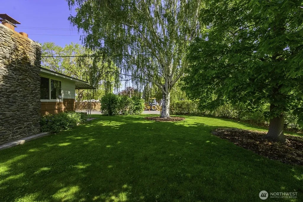 257 D Street NW Ephrata WA 98823
