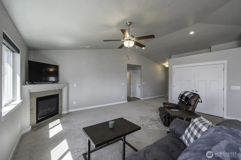 1012 8th Avenue NE Ephrata WA 98823