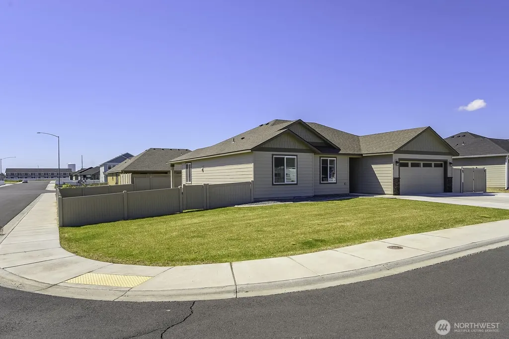 1012 8th Avenue NE Ephrata WA 98823