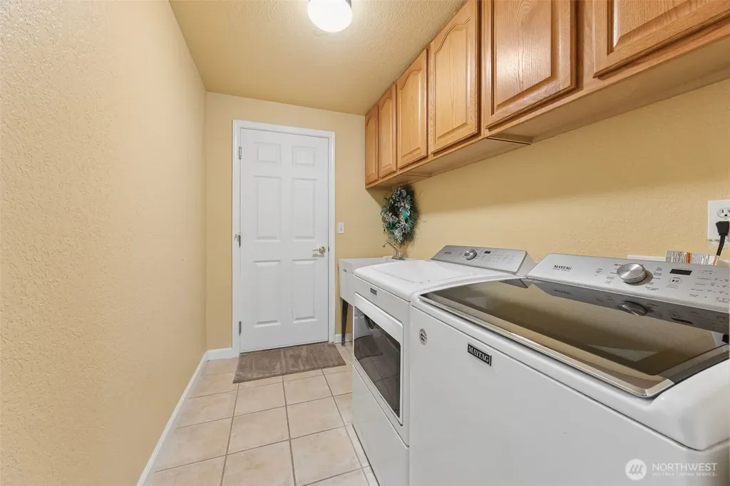 2404 Bowman Avenue NW Olympia WA 98502