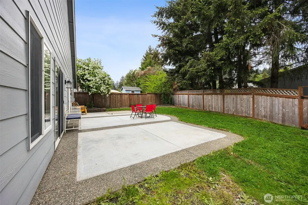 2404 Bowman Avenue NW Olympia WA 98502