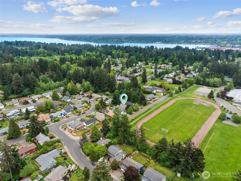 2404 Bowman Avenue NW Olympia WA 98502