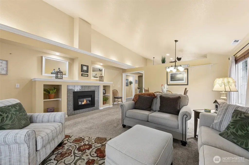 2404 Bowman Avenue NW Olympia WA 98502