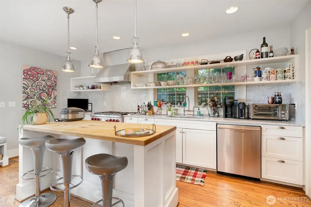 3901 S Court Street Seattle WA 98144