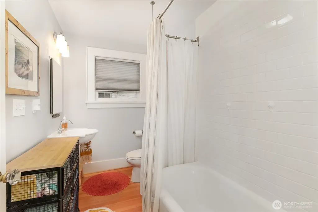 3901 S Court Street Seattle WA 98144