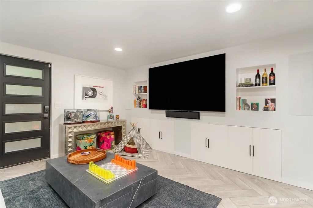 3901 S Court Street Seattle WA 98144