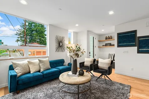 4116 Burke Avenue N Seattle WA 98103