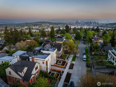 4116 Burke Avenue N Seattle WA 98103
