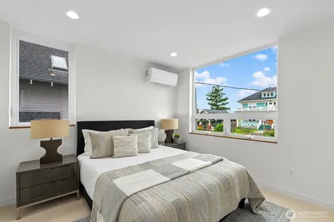 4116 Burke Avenue N Seattle WA 98103