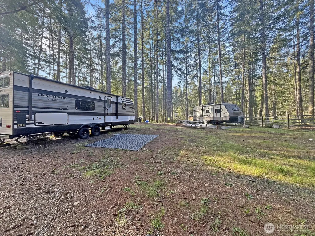 1220 N Cod Place Hoodsport WA 98548