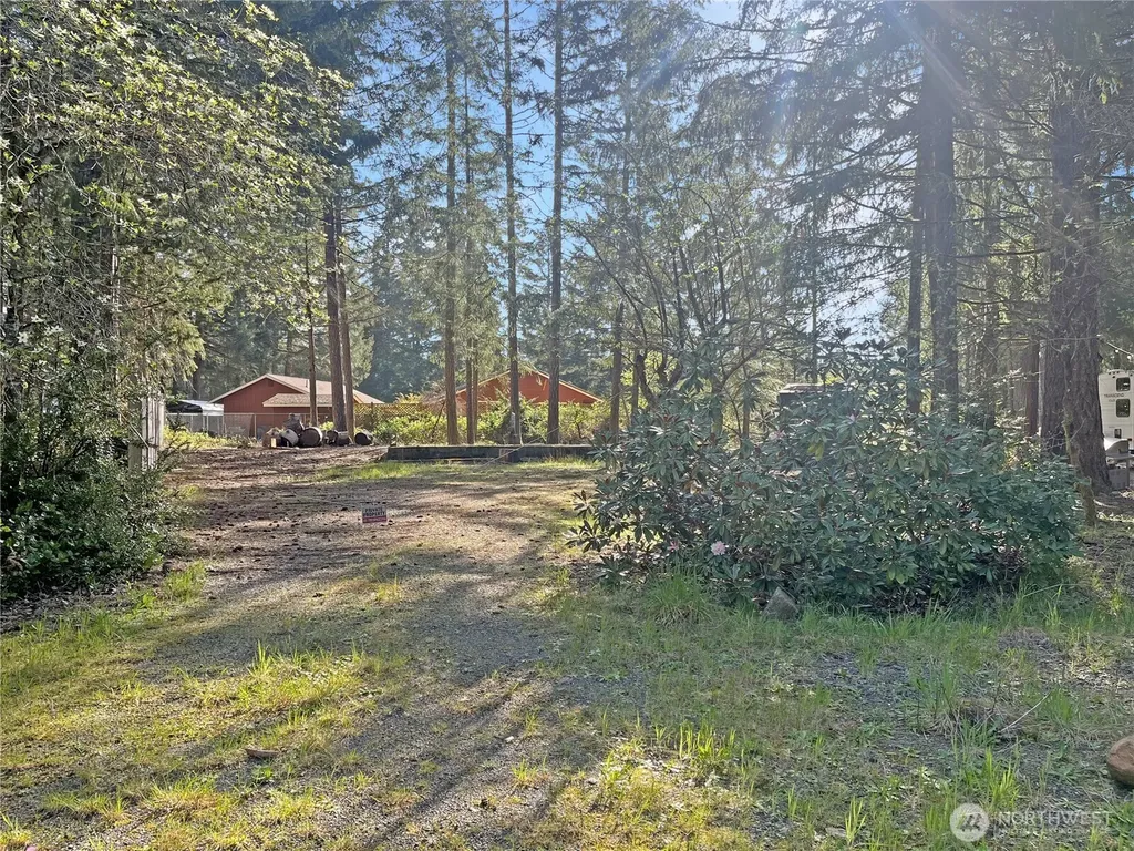 1220 N Cod Place Hoodsport WA 98548