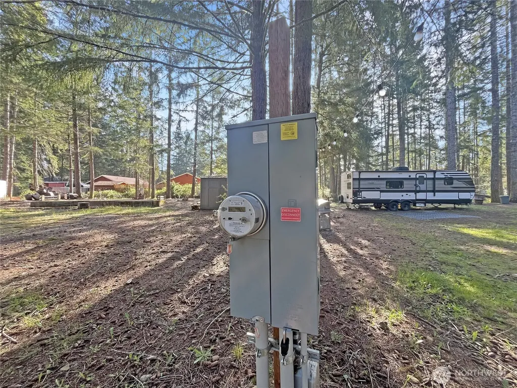 1220 N Cod Place Hoodsport WA 98548