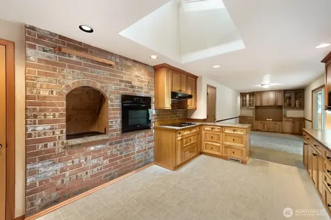 617 S 301st Street Federal Way WA 98003