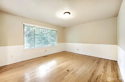617 S 301st Street Federal Way WA 98003