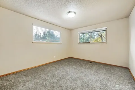 617 S 301st Street Federal Way WA 98003