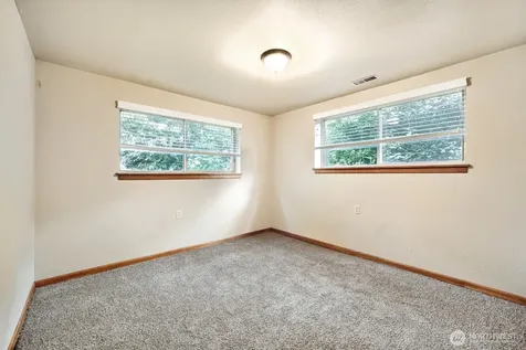 617 S 301st Street Federal Way WA 98003