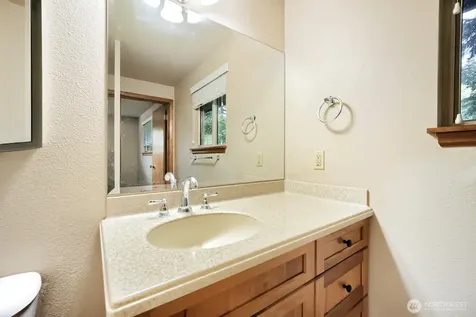 617 S 301st Street Federal Way WA 98003