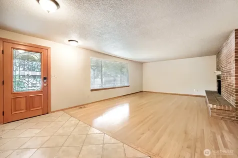 617 S 301st Street Federal Way WA 98003