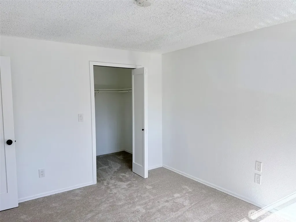 17527 149th Avenue SE Renton WA 98058