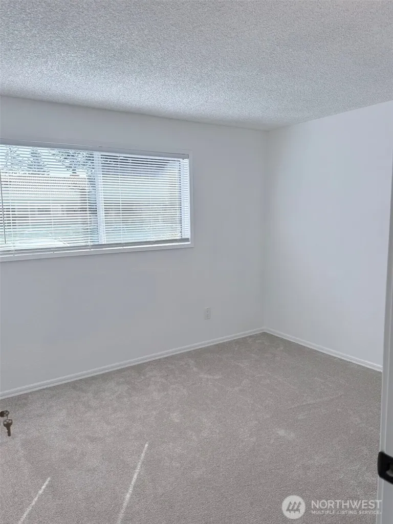 17527 149th Avenue SE Renton WA 98058