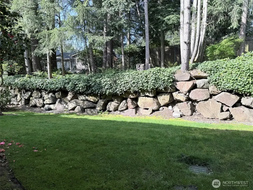 17527 149th Avenue SE Renton WA 98058
