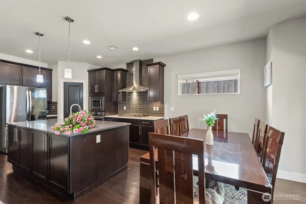 1407 184th Street SW Lynnwood WA 98037