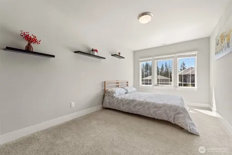 1407 184th Street SW Lynnwood WA 98037
