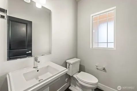 1407 184th Street SW Lynnwood WA 98037