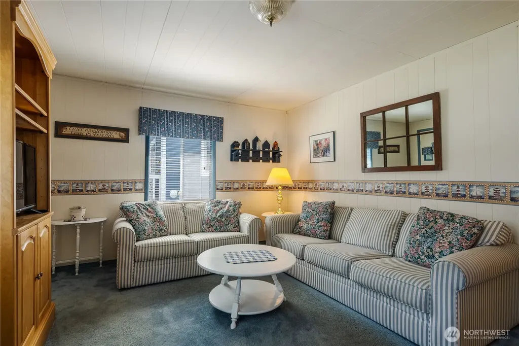 8243 Beachway Drive Blaine WA 98230