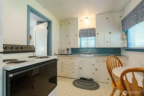 8243 Beachway Drive Blaine WA 98230