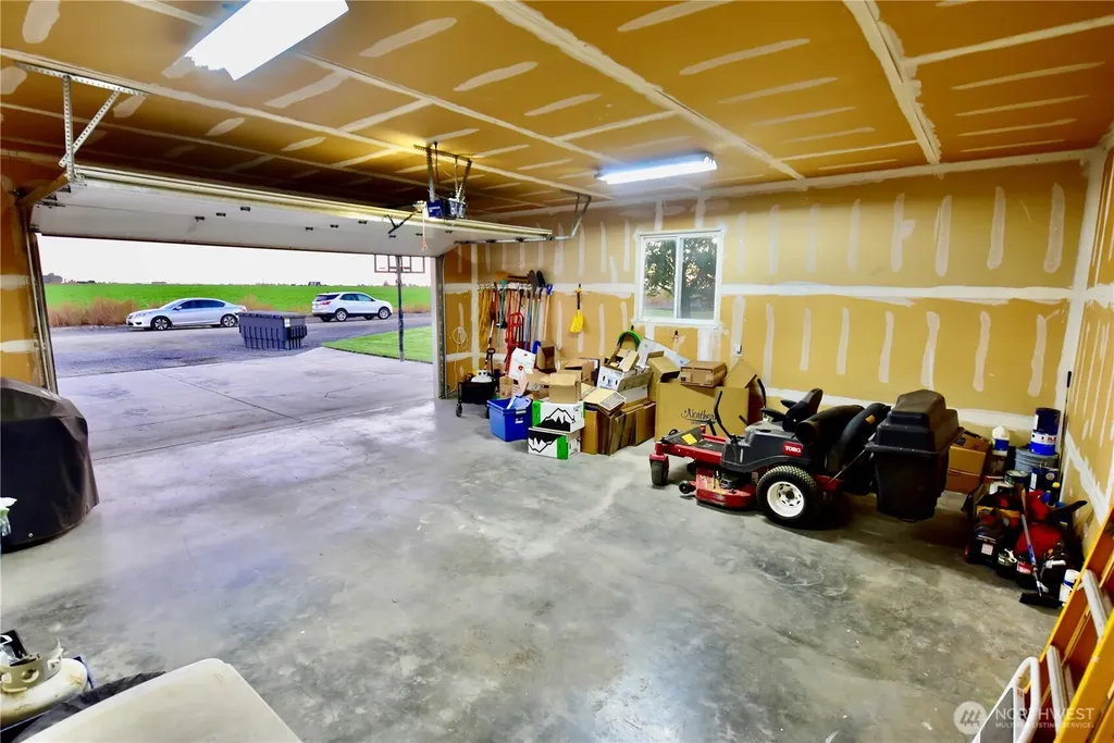 12294 Rd. 9.5 NE Moses Lake WA 98837