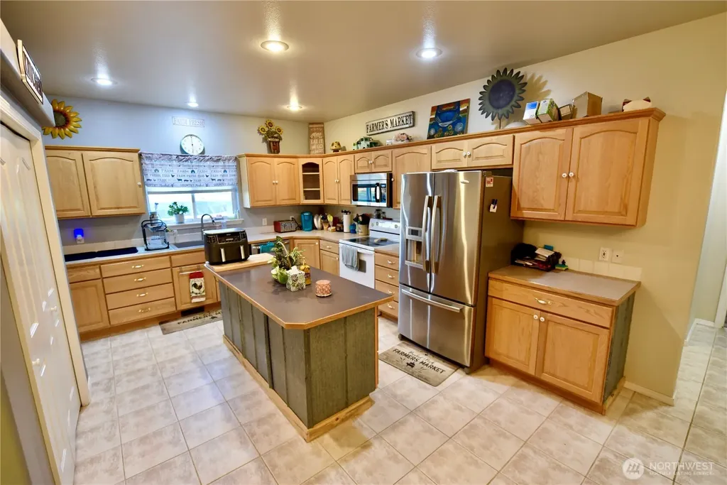 12294 Rd. 9.5 NE Moses Lake WA 98837