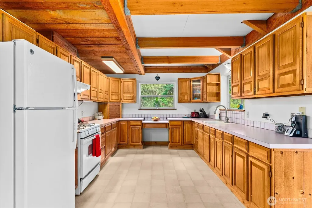 22110 Elbow Lake Road SE Yelm WA 98597
