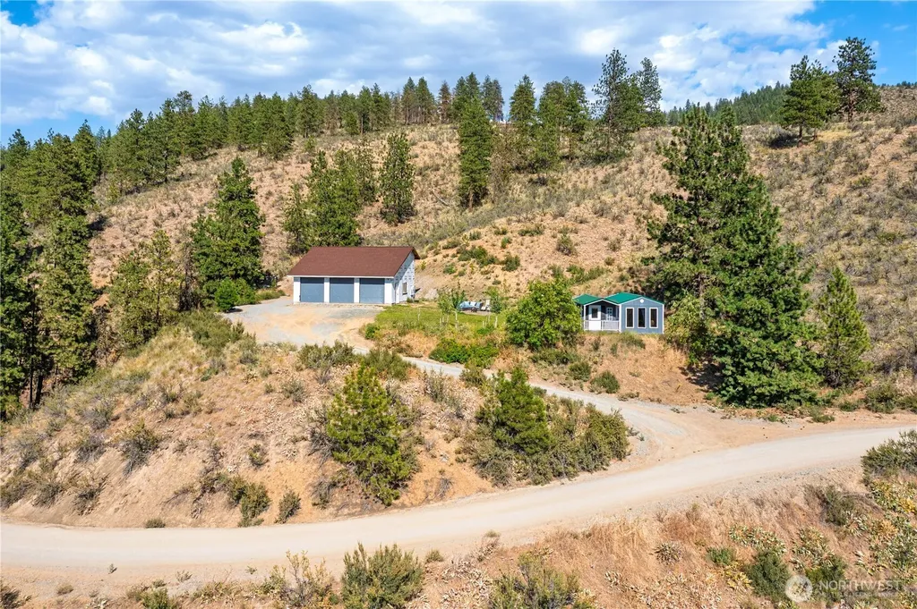 1478 Lodge Pole Rd Road Chelan WA 98816