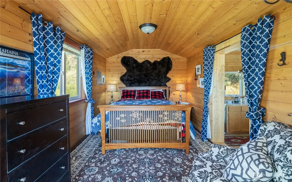 1478 Lodge Pole Rd Road Chelan WA 98816