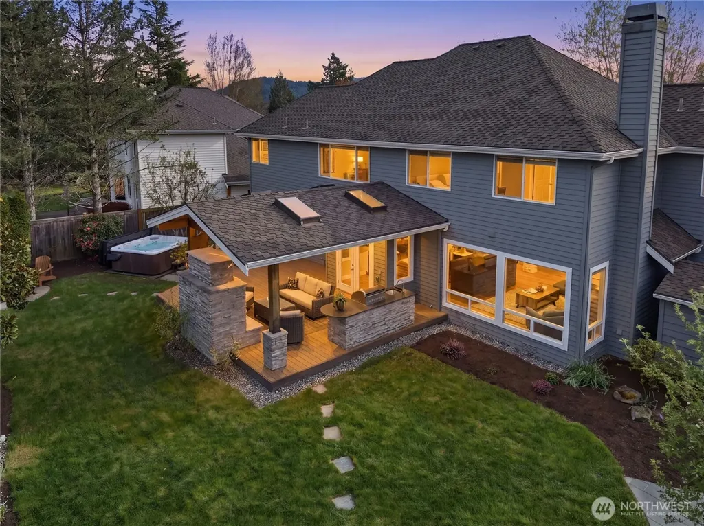 2218 274th Court SE Sammamish WA 98075
