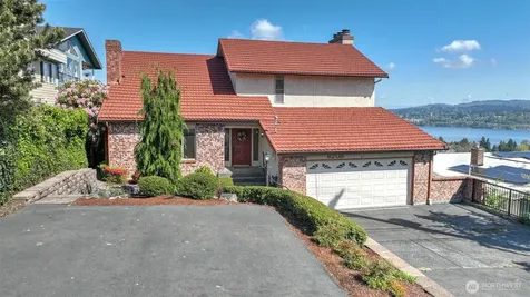 8208 S 124th Street Seattle WA 98178