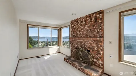 8208 S 124th Street Seattle WA 98178