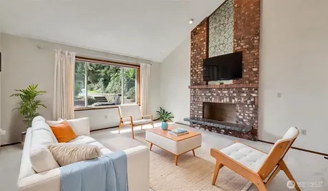 8208 S 124th Street Seattle WA 98178
